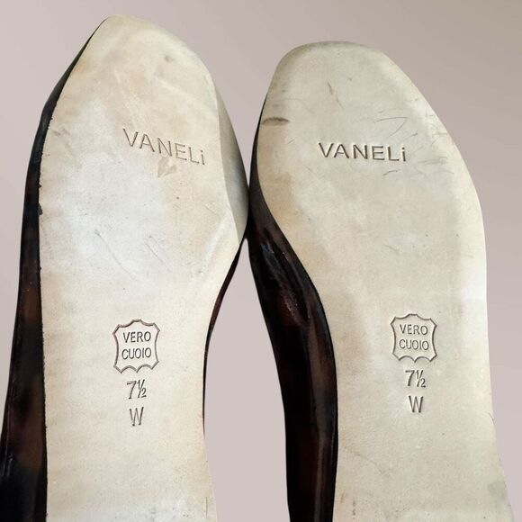 Vaneli Maxene Women’s Lightweight Brown Leather Flats / SZ: 7.5W - Picture 10 of 10